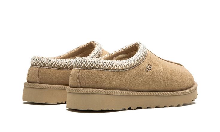 UGG Tasman : Comfort, and Legacy Slippers